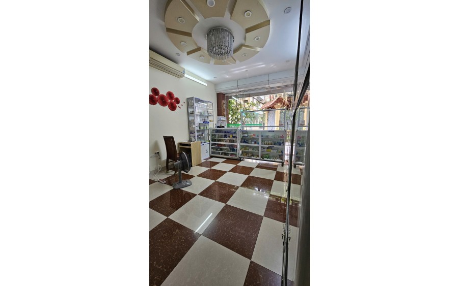 CHO THUÊ NHÀ LÀM SPA, NHA KHOA PHỐ TRẦN QUỐC HOÀN, 45M2, 5 TẦNG, 8P, FULL ĐỒ - 30 TRIỆU.